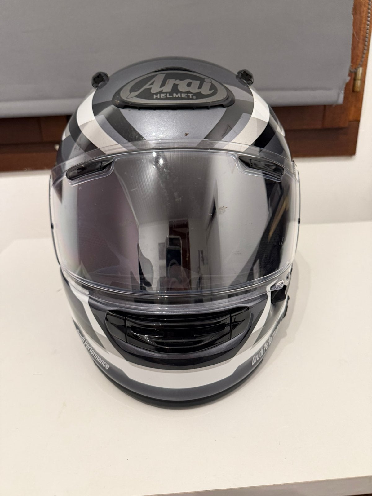 Casque Arai Quantic avec audio Bluetooth taille 57, Motos, Enlèvement, S, Arai