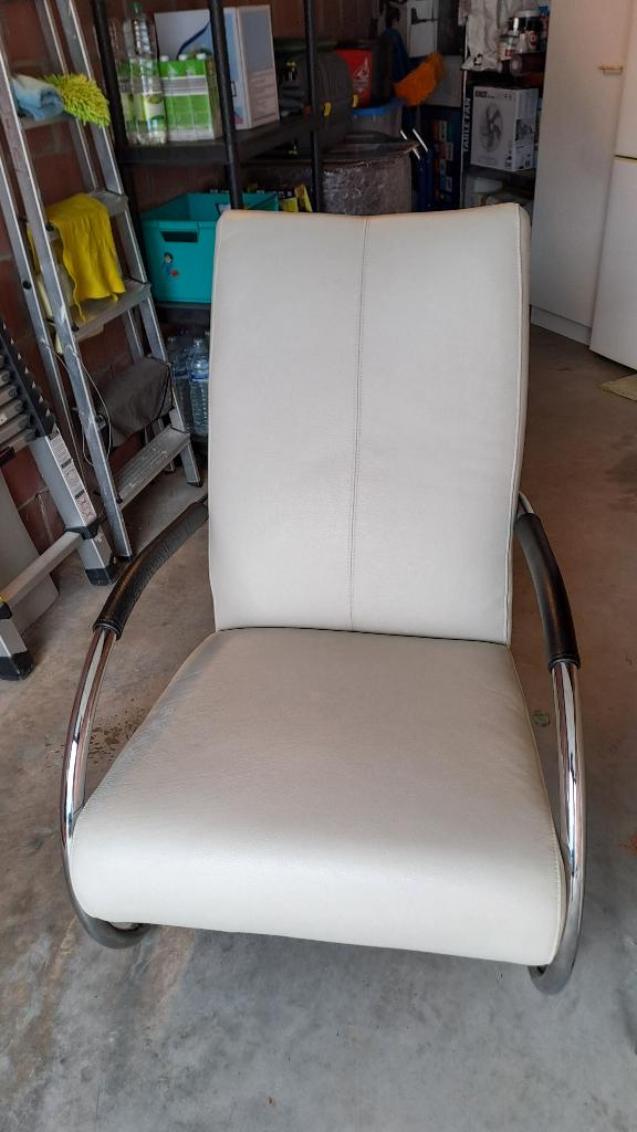 Fauteuils van gebroken wit leer, Ophalen, Zo goed als nieuw, 75 tot 100 cm, Moderne