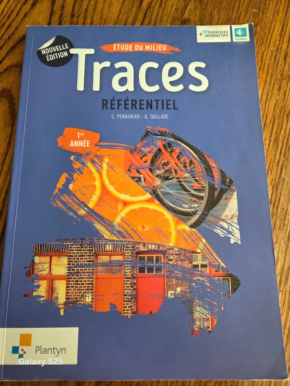 livre Traces référentiel 1ère secondaire, Enlèvement ou Envoi, Comme neuf, Secondaire, Autres matières