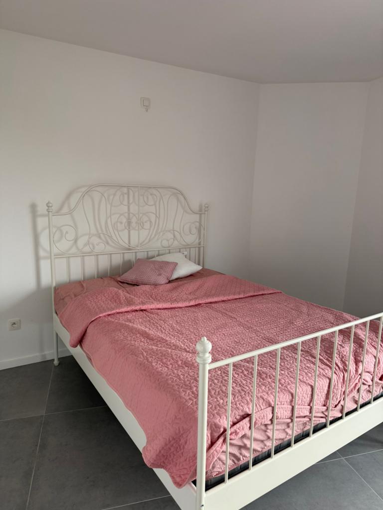 Metalen tweepersoons bedframe meisjeskamer 1m40x2m, Ophalen, Wit, Tweepersoons, 140 cm