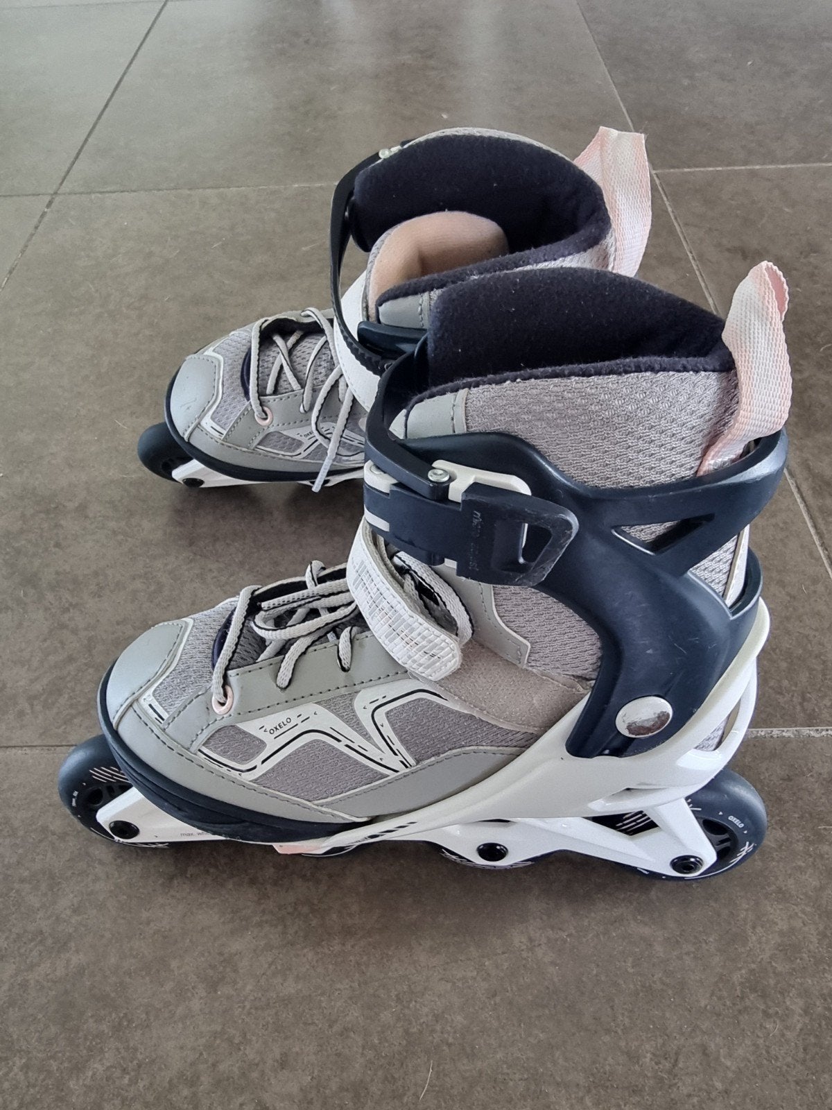 Oxelo Fit3 32/35 verstelbare inline skates kinderen, Sports & Fitness, Patins à roulettes alignées, Enlèvement, Réglable, Enfants