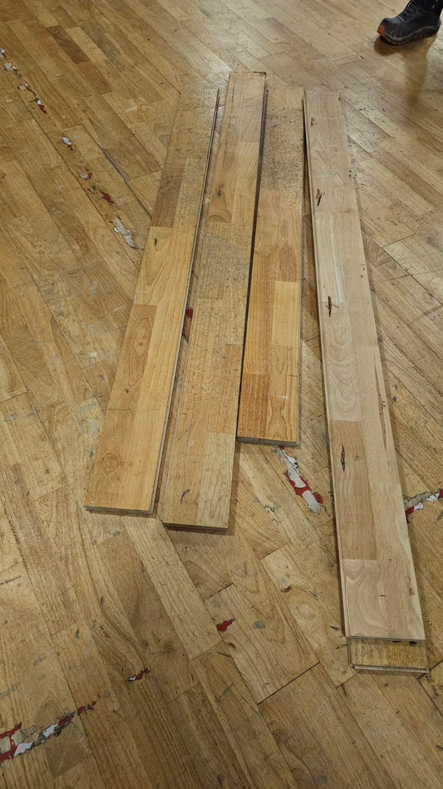 +-200m2 parket eik, Gebruikt, Bruin, 75 m² of meer, Ophalen