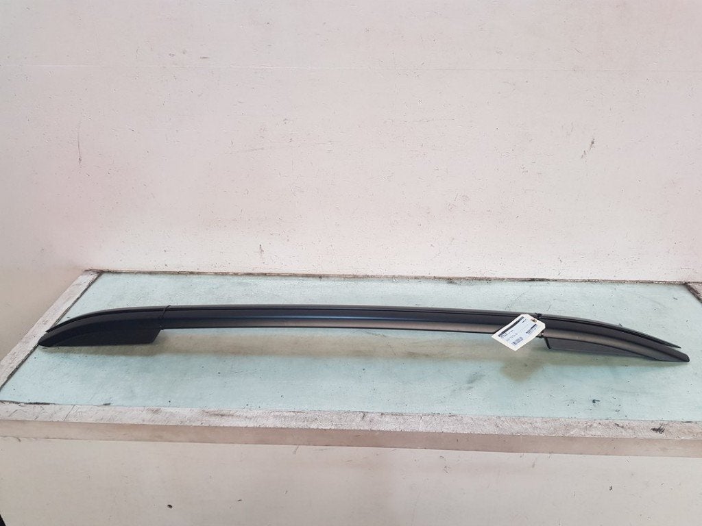 BARRES DE TOIT (|2GM860025B03C|2GM860025B|2GM860026B|2GM8600, Autos : Pièces & Accessoires, Carrosserie & Tôlerie, Volkswagen