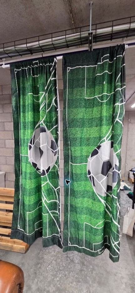Set groene voetbalgordijnen voor kinderkamer, Ophalen, Gebruikt, Groen