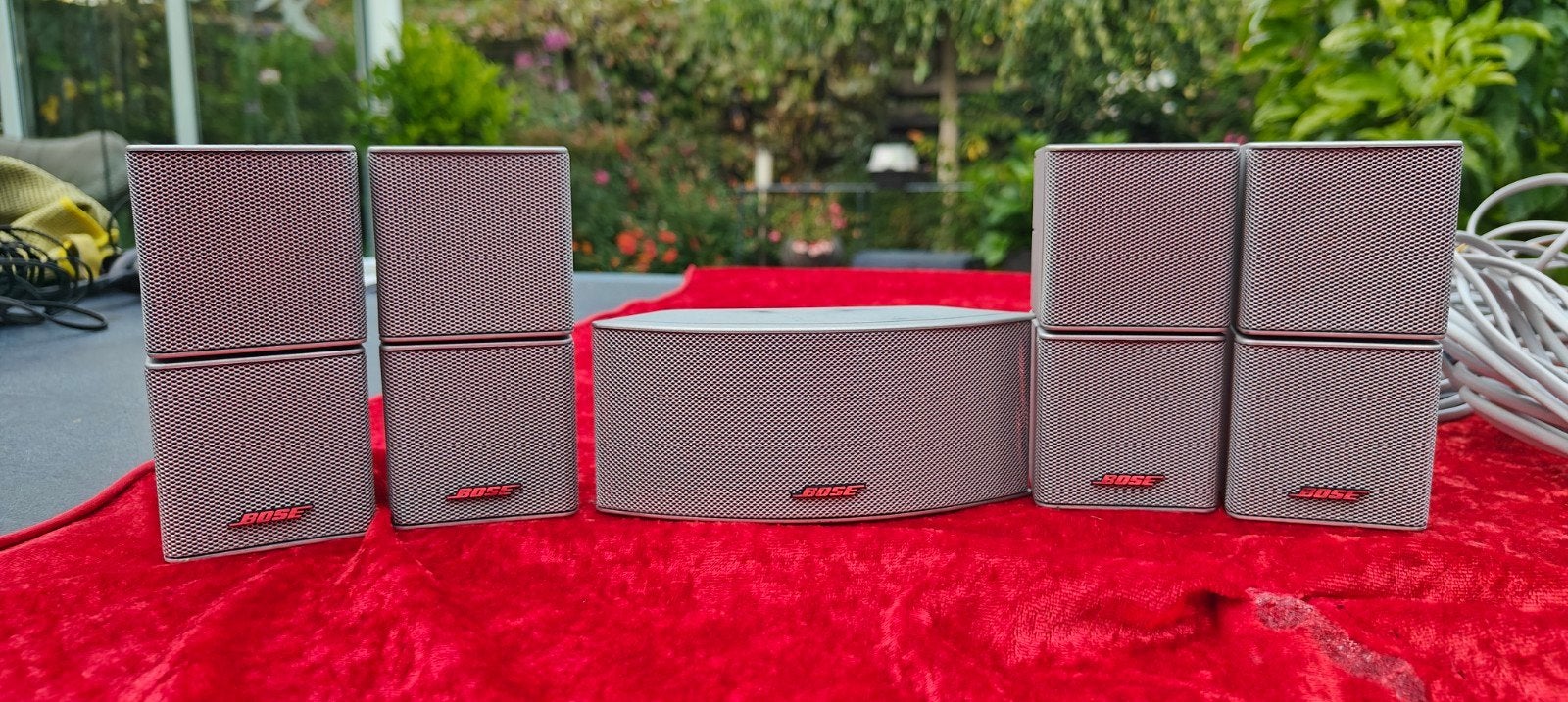 Bose Jewel luidsprekers 5x zilvergrijs +gratis luidsprekerka, Audio, Tv en Foto, Ophalen of Verzenden, 5.1-systeem, 70 watt of meer
