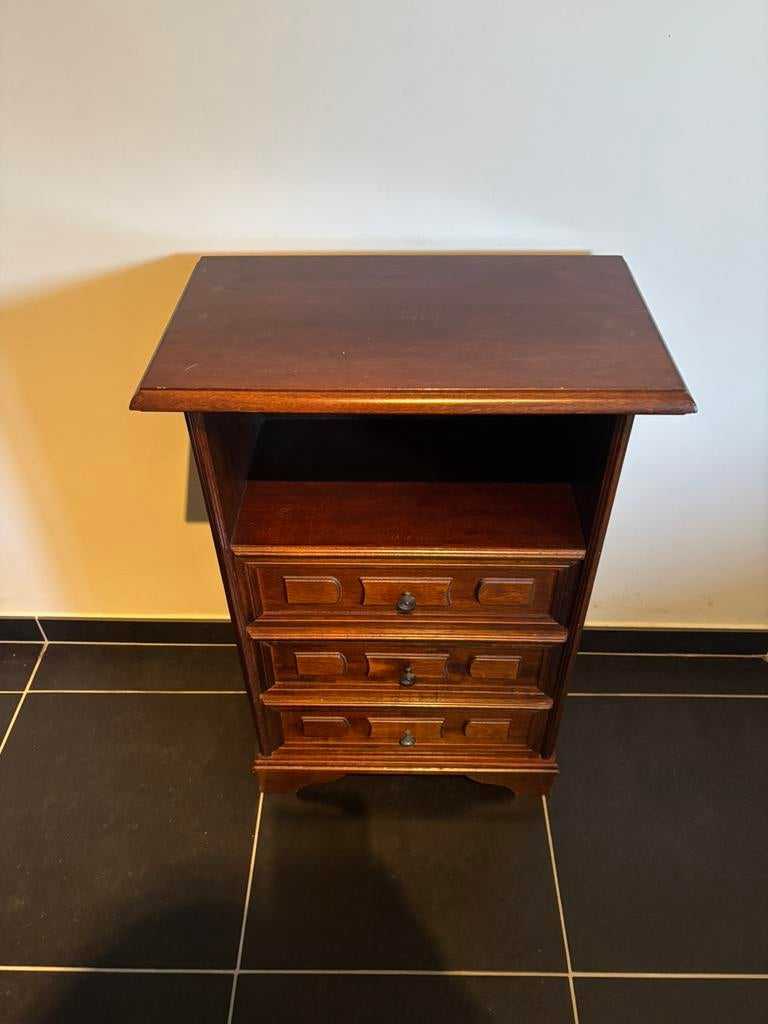 Houten kastje gratis, Antiek en Kunst, Ophalen