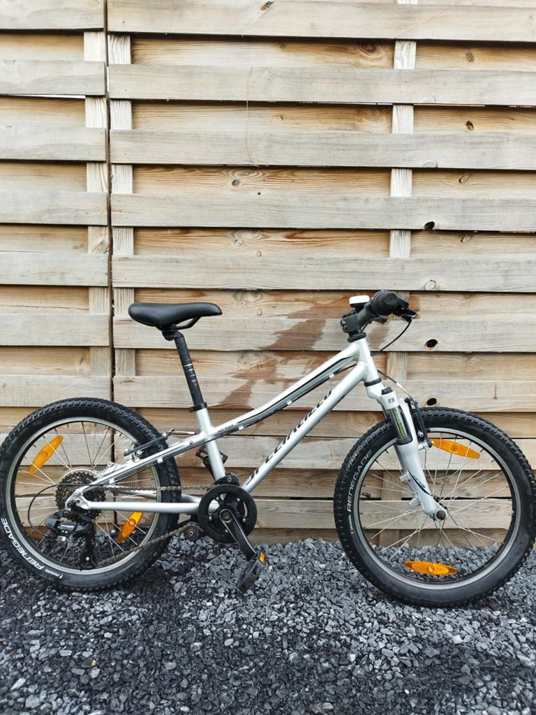 Specialized kinderfiets 20 inch, Ophalen