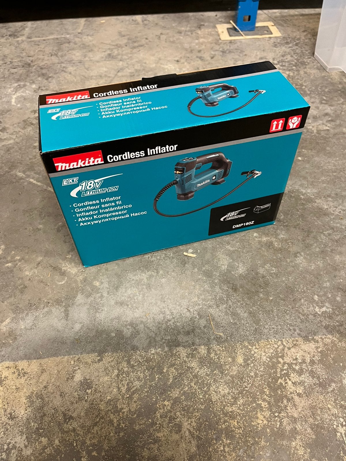 Makita luchtpomp 180z, Doe-het-zelf en Bouw, Ophalen, Nieuw