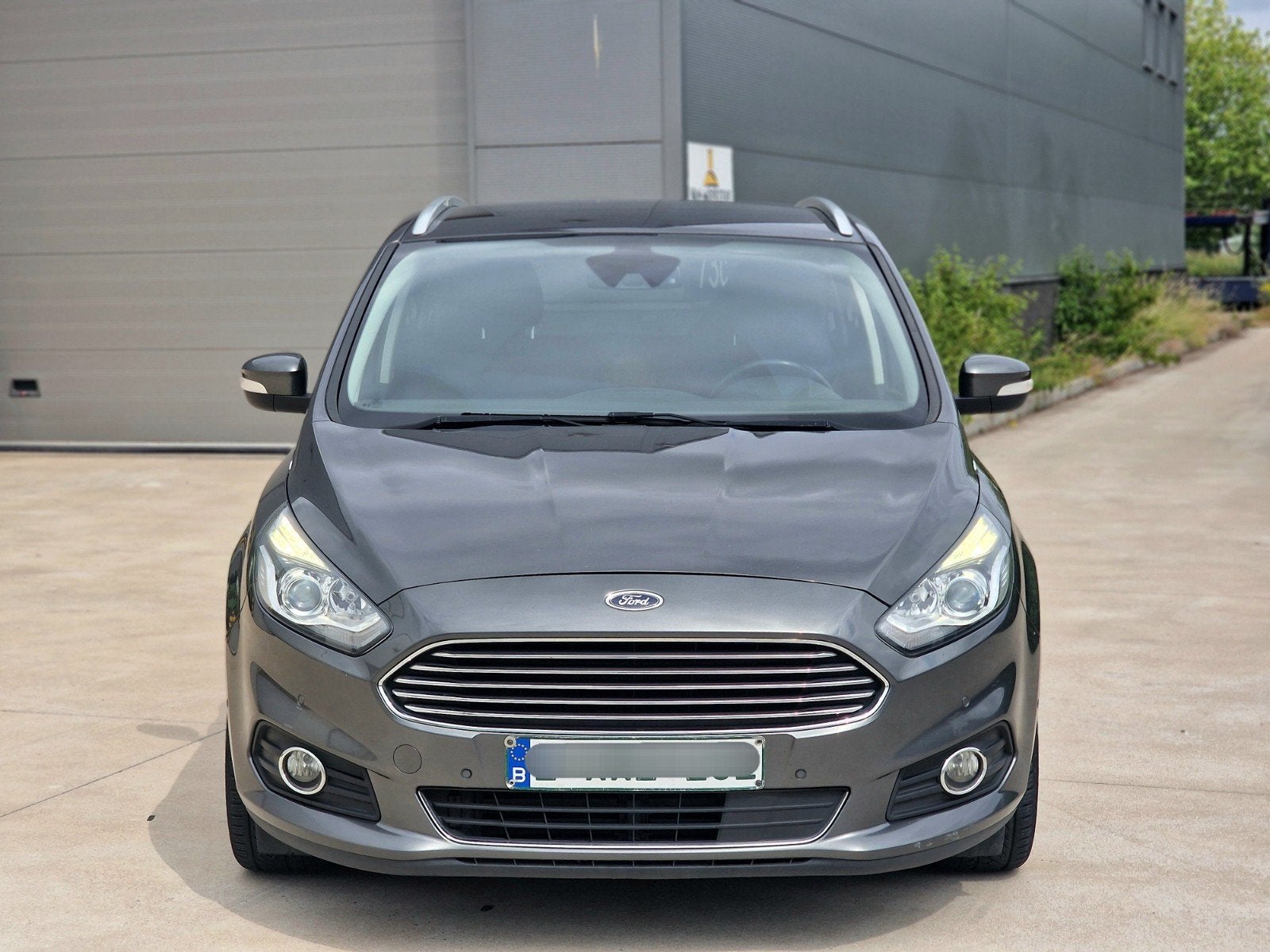 Ford S-Max 2.0 TDCi Automatic — 2017 — Fourche avant homolog, Argent ou Gris, Entreprise, Carnet d'entretien, Noir