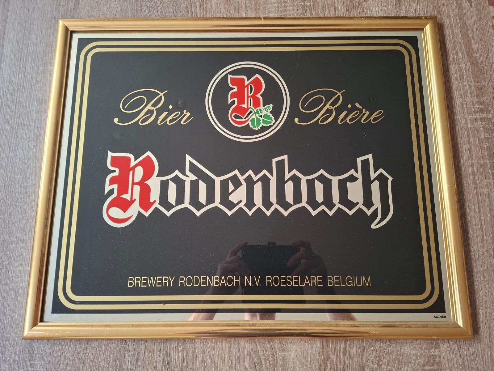 Miroir Rodenbach, Collections, Marques de bière, Enlèvement
