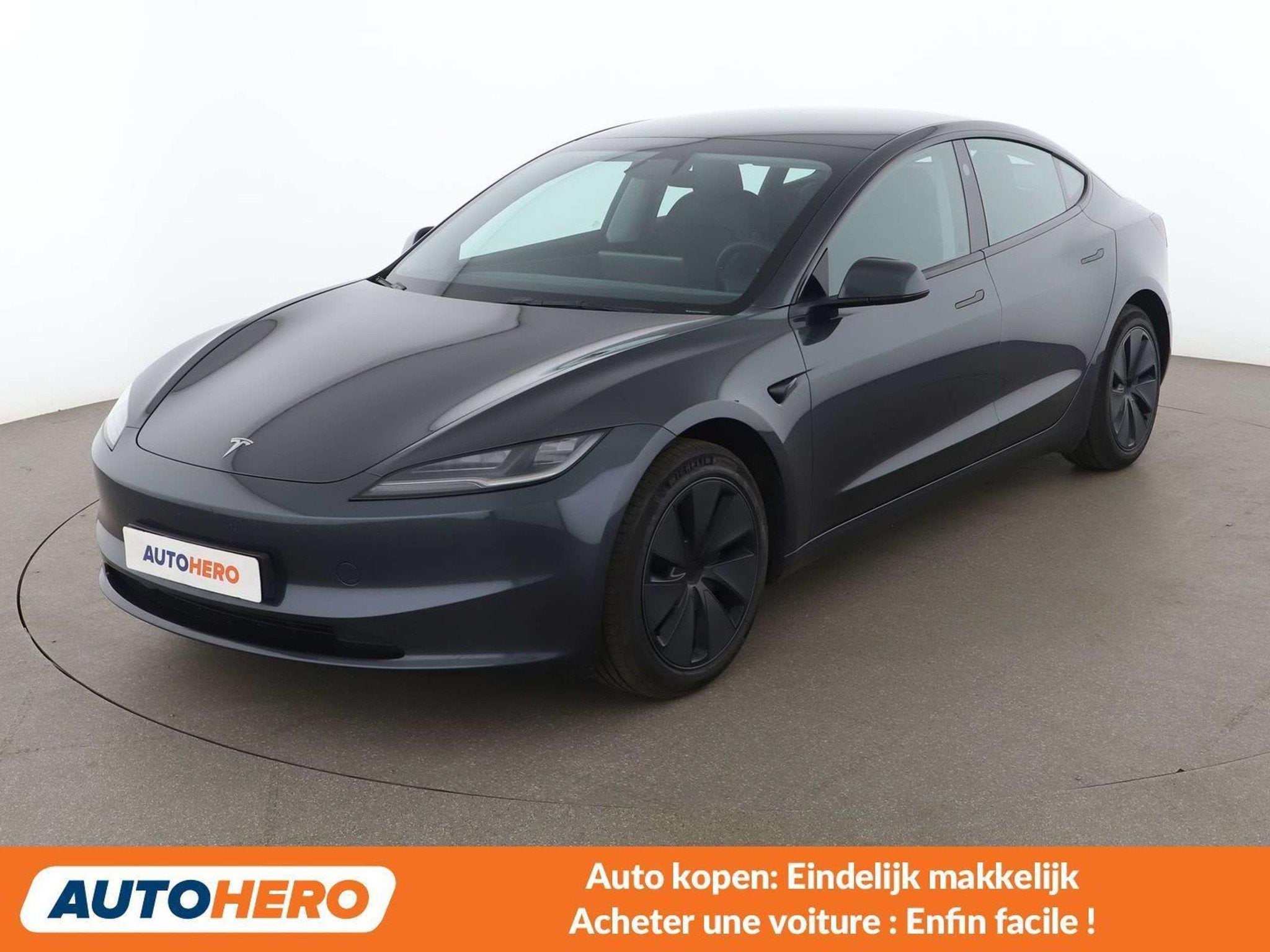 Tesla Model 3 Standard Range (bj 2024, automaat), Auto's, Tesla, Automaat, 4 deurs, Achterwielaandrijving, Gebruikt