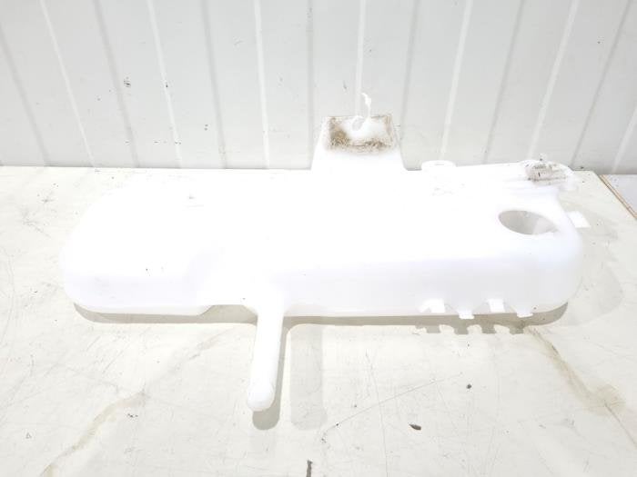 Ruitensproeiertank voor van een Peugeot Partner, Gebruikt, -, -, Ophalen of Verzenden