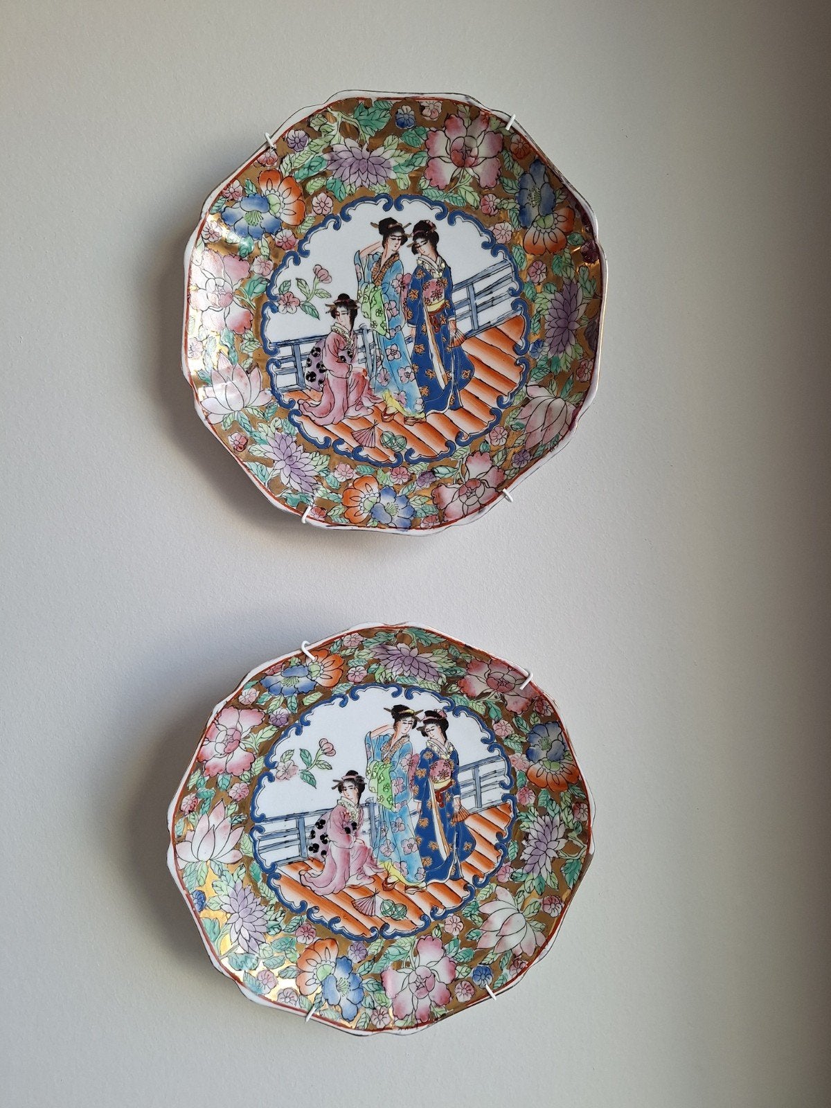 Twee chinese borden, Antiek en Kunst, Ophalen