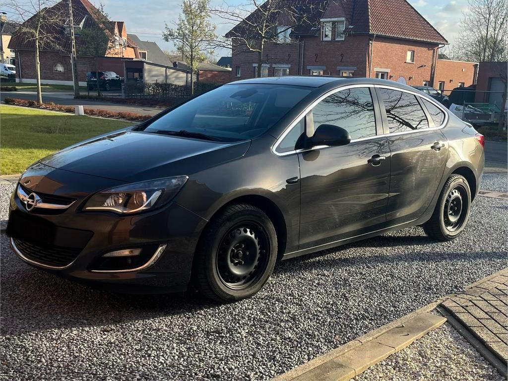 Opel Astra J 1.6CDTI EXPORT, Autos, Opel, Cuir, Argent ou Gris, Euro 6, Boîte manuelle