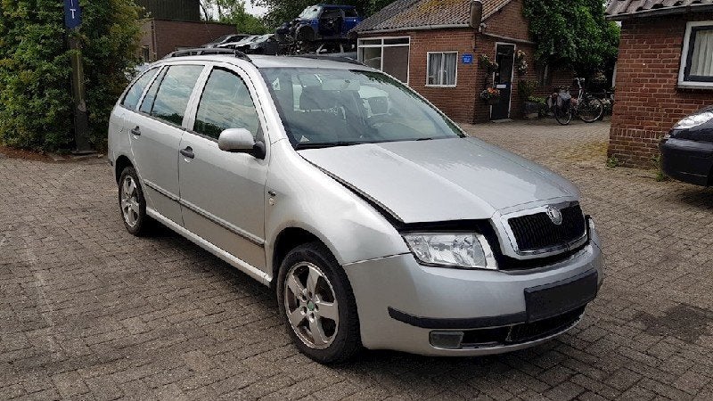RETROVISEUR LATERAL DROIT Skoda Fabia (6Y5), Utilisé, Skoda