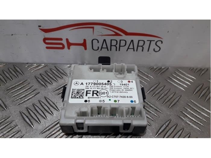 Module verrouillage central des portes d'un Mercedes CLA, Autos : Pièces & Accessoires, 3 mois de garantie, Utilisé, -, -