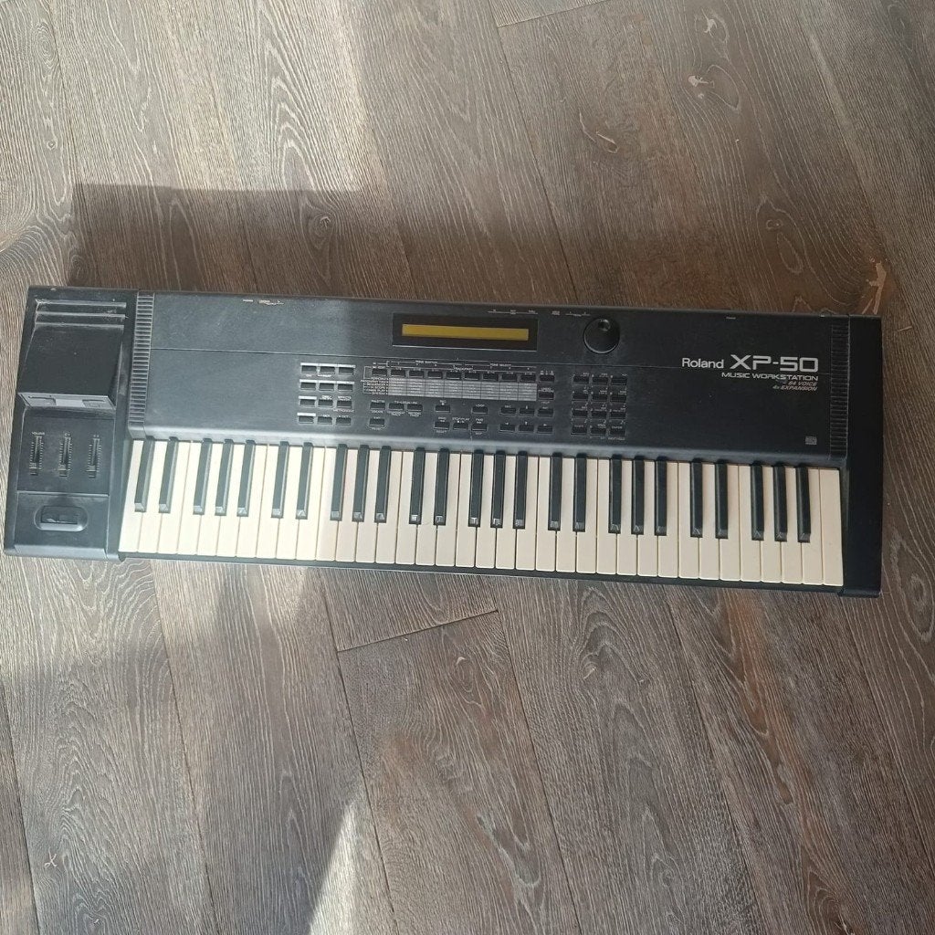 Roland XP-50 – Synthétiseur Workstation 90s – JV-1080, Muziek en Instrumenten, Ophalen, Gebruikt, 61 toetsen, Roland
