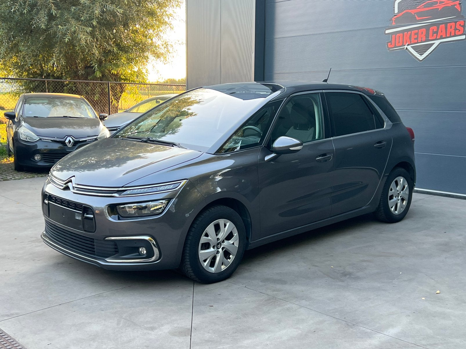 Citroen C4 SpaceTourer Navigatie Camera LED CruiseCntrl, Auto's, Citroën, 1199 cc, 5 deurs, Dealer onderhouden, Stof