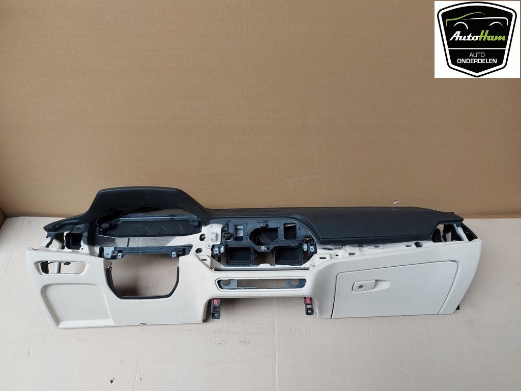 DASHBOARD BMW 1 serie (F40) (01-2019/-), Gebruikt, BMW