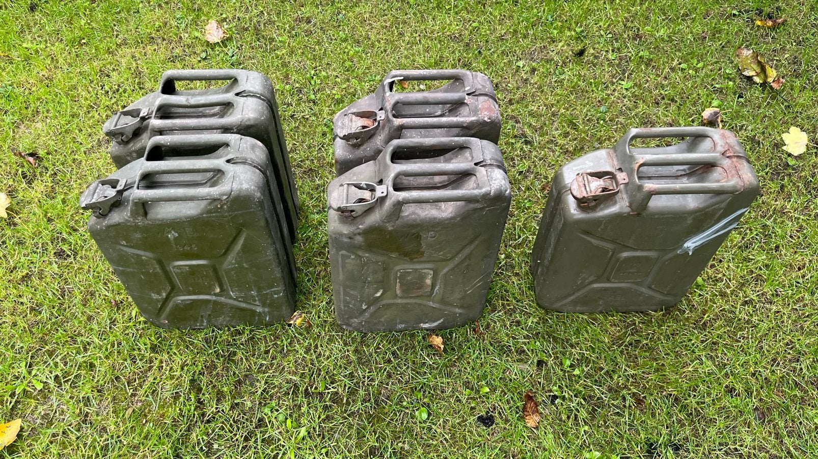 Jerrycans 20L, Ophalen