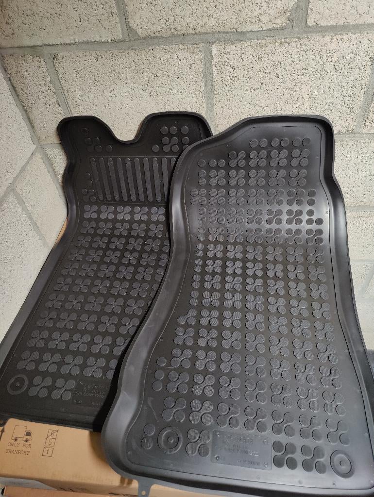 Ford Transit 2000-2006 rubberen mattenset enkel voorkant, Ophalen of Verzenden, Nieuw