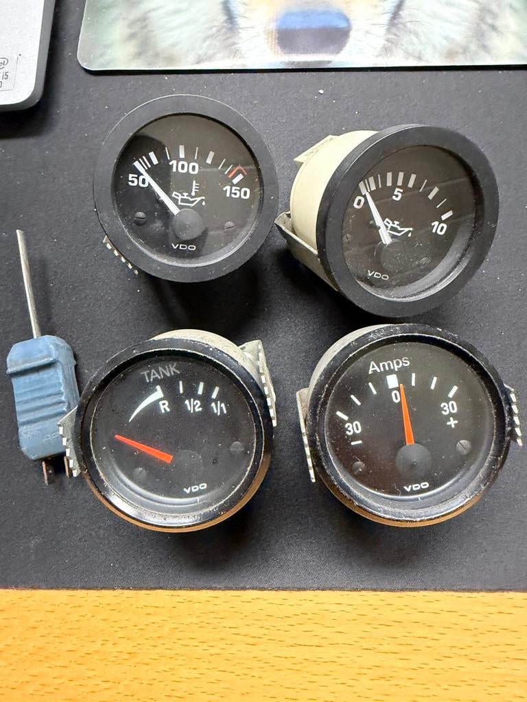 Tachy,tank,pression d'huile&température et ampèremètre, Enlèvement ou Envoi, Utilisé, Pièces Oldtimer ou Ancêtre