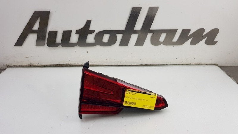 FEU ARRIÈRE GAUCHE Audi A4 (B9) (|8W5945075A|), Autos : Pièces & Accessoires, Utilisé, Audi