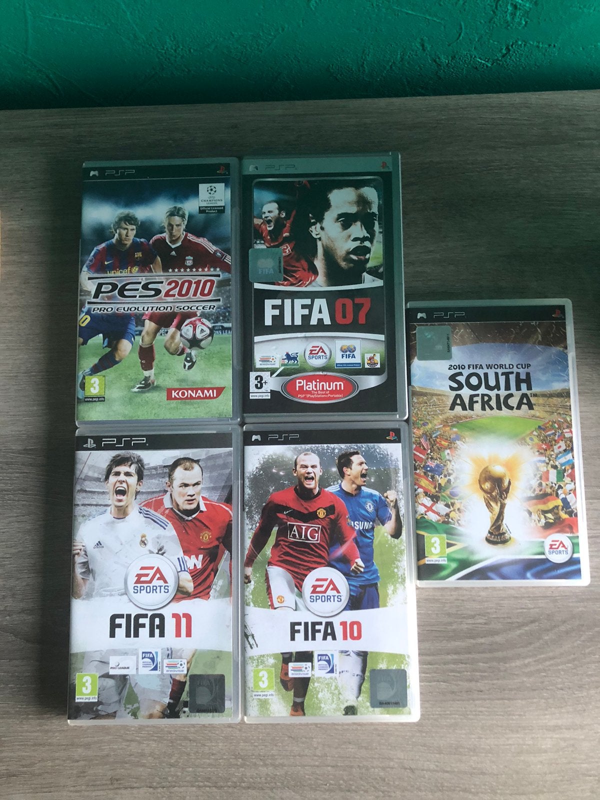 5 PSP spelletjes voetbal, Consoles de jeu & Jeux vidéo, Jeux | Sony PlayStation Portable, Enlèvement ou Envoi, Comme neuf
