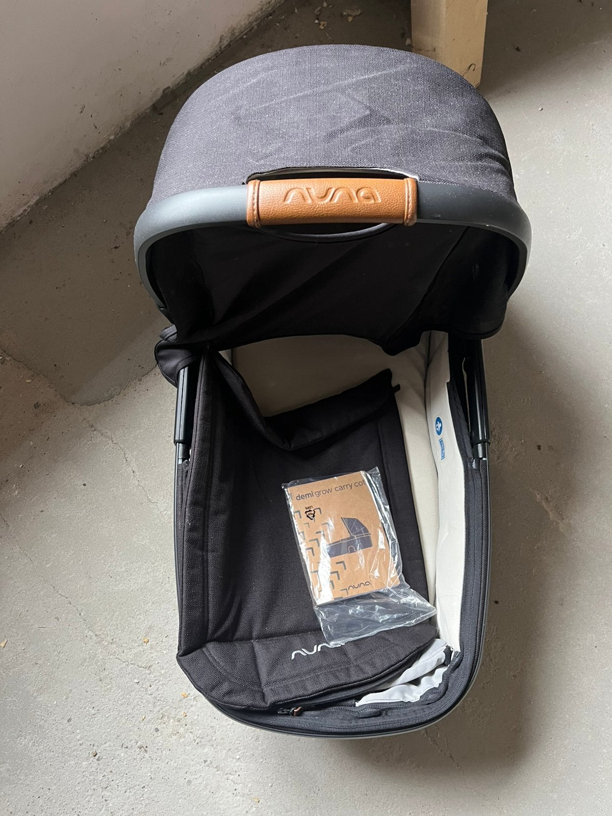 Nuna Draagmand Mixx, Ophalen, Zo goed als nieuw