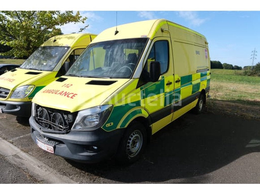REF:A62 - Ambulance Mercedes-Benz Sprinter (2017-230.000 km-, Autos, Achat, Entreprise, Autres carburants, Mercedes-Benz