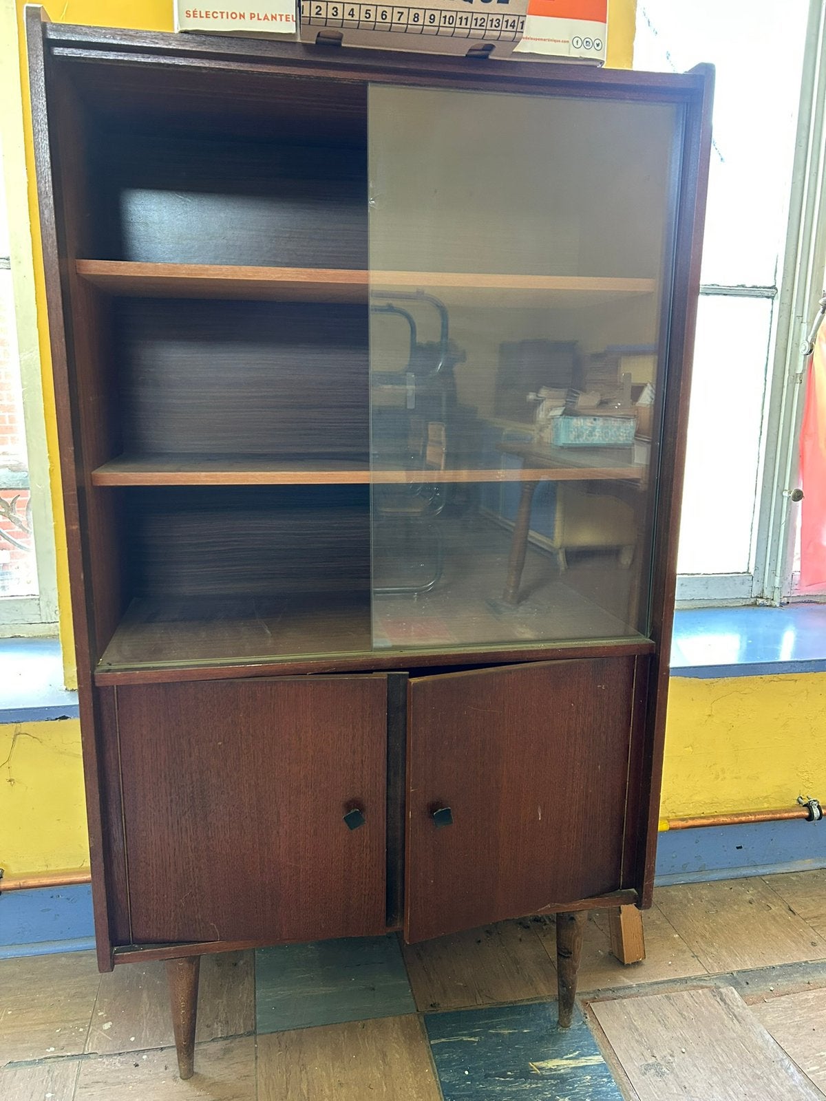 Vitrine vintage, Enlèvement, Comme neuf