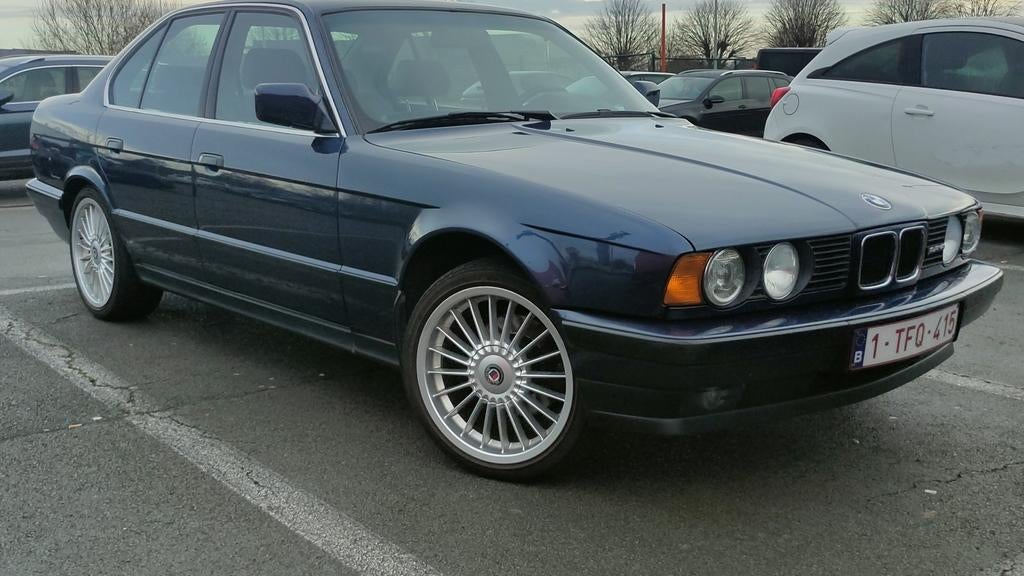 BMW 525i (klein projectje), Auto's, BMW, 4 deurs, Blauw, Berline, Grijs