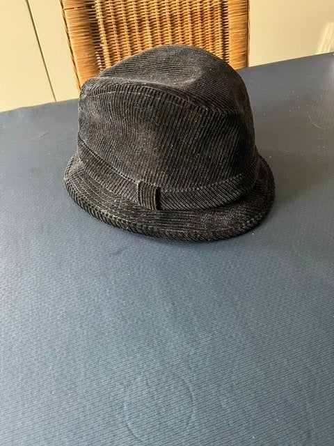 chapeau noir, Vêtements | Hommes, Enlèvement ou Envoi, H&M, 57 cm (M, 7⅛ pouces) ou moins, Chapeau