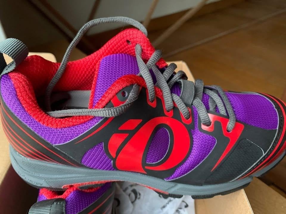 MTB Schoenen Pearl Izumi maat 36, Fietsen en Brommers, Fietsaccessoires | Fietskleding, Ophalen, Schoenen