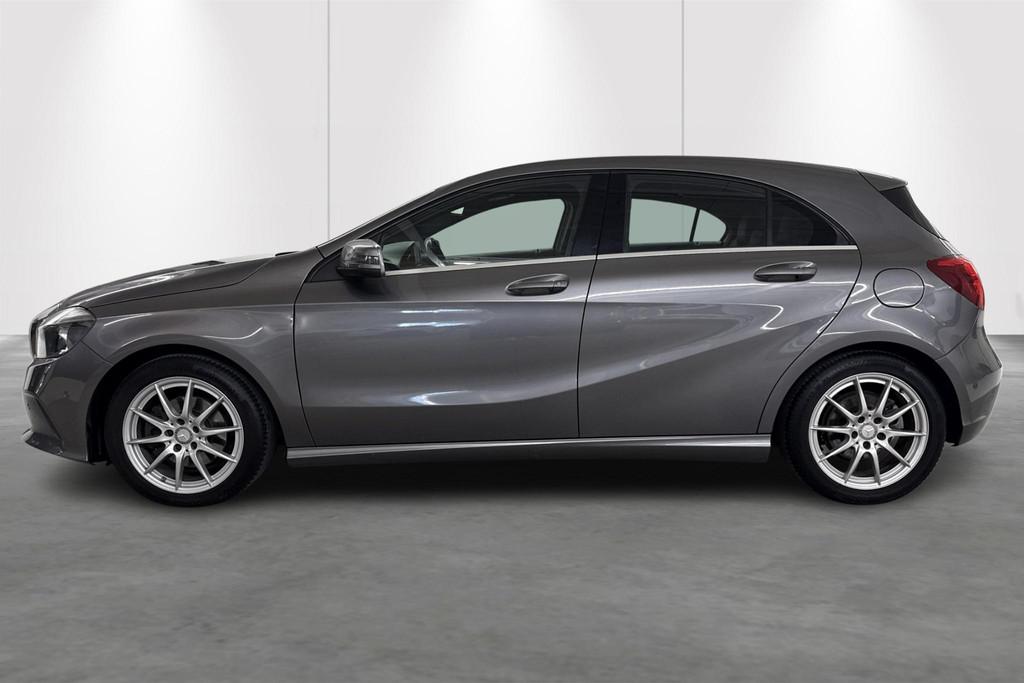 Mercedes-Benz A-Klasse A 180, Boîte manuelle, Noir, 5 portes, 1200 kg
