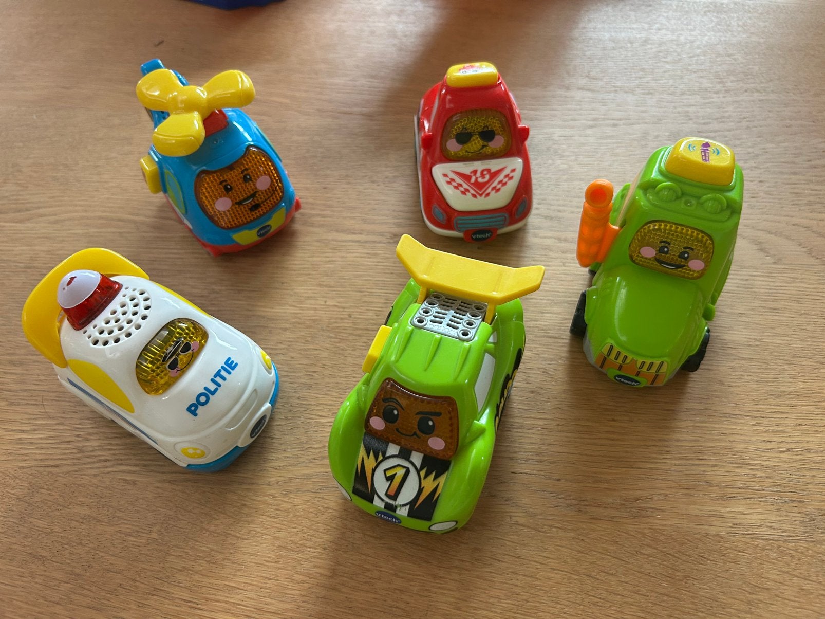 Toet toer tornado + auto’s + extra autobaan onderdelen, Enlèvement, Utilisé
