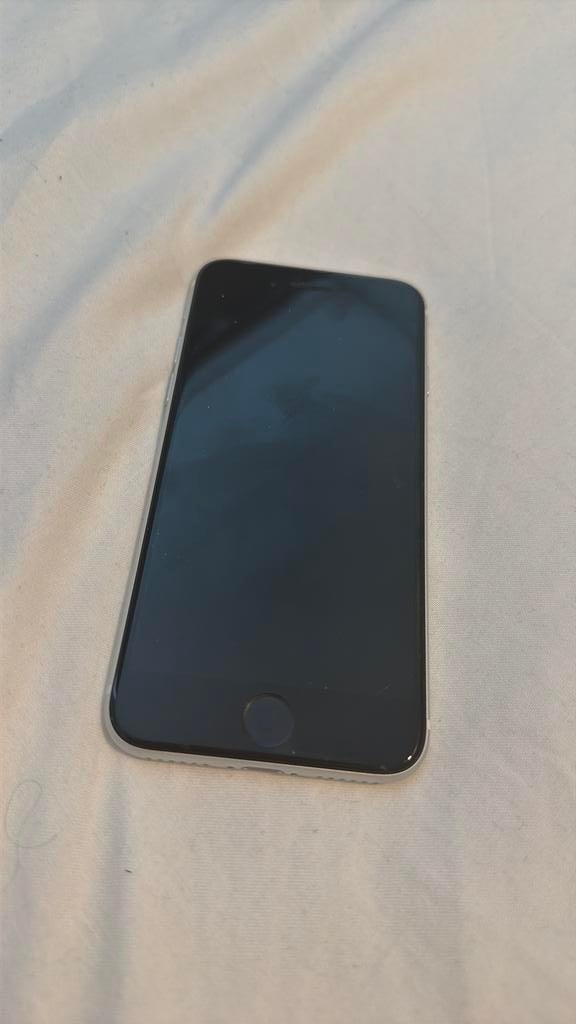 Iphone se 2020, Telecommunicatie, Mobiele telefoons | Apple iPhone, Ophalen of Verzenden, Zo goed als nieuw, IPhone SE (2020)
