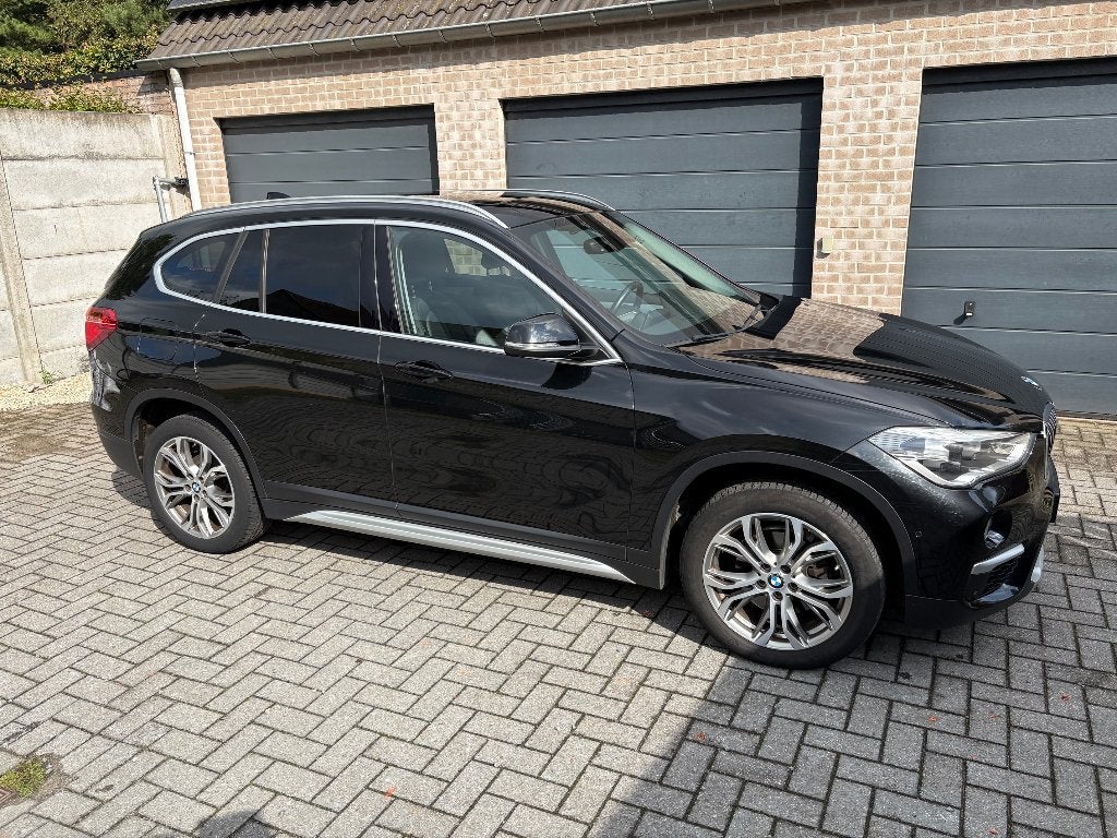 BMW X1 SDRIVE 18I 2018 eerste eigenaar slechts 98.500km, Auto's, BMW, Zwart, Leder, 5 deurs, Particulier