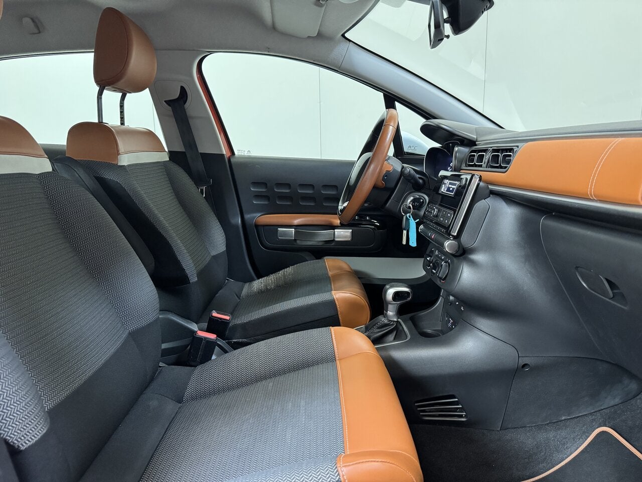 Citroen C3 1.2 Benzine Autom. - Airco - Radio - Topstaat!, 4 deurs, Euro 6, 110 g/km, 0 kg