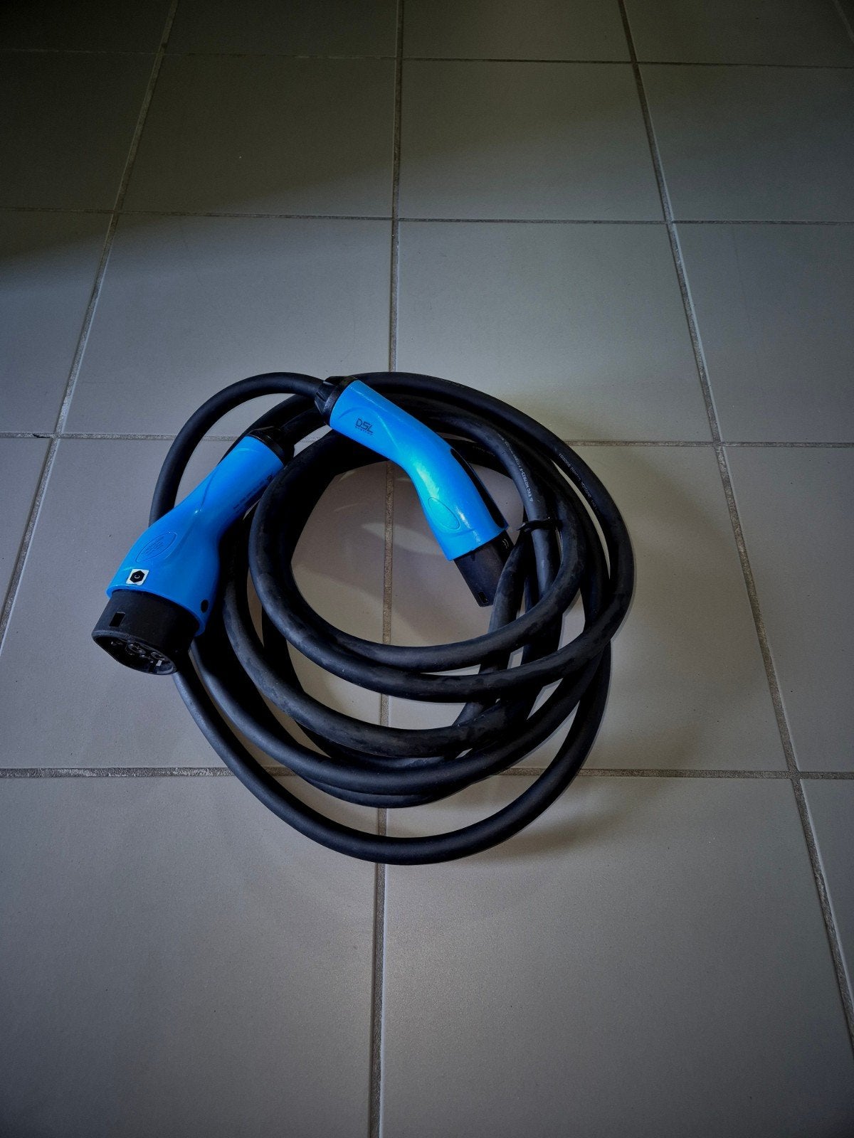 Câble de recharge pour voiture électrique, Enlèvement ou Envoi, Comme neuf, Câble de charge