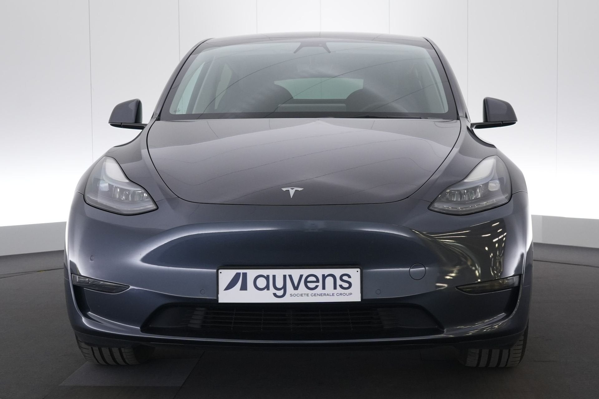 (2CMC527) TESLA MODEL Y, Autos, Argent ou Gris, Achat, Phares entièrement LED, Entreprise