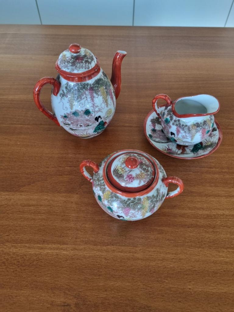 Porcelaine japonaise Kutani, Enlèvement