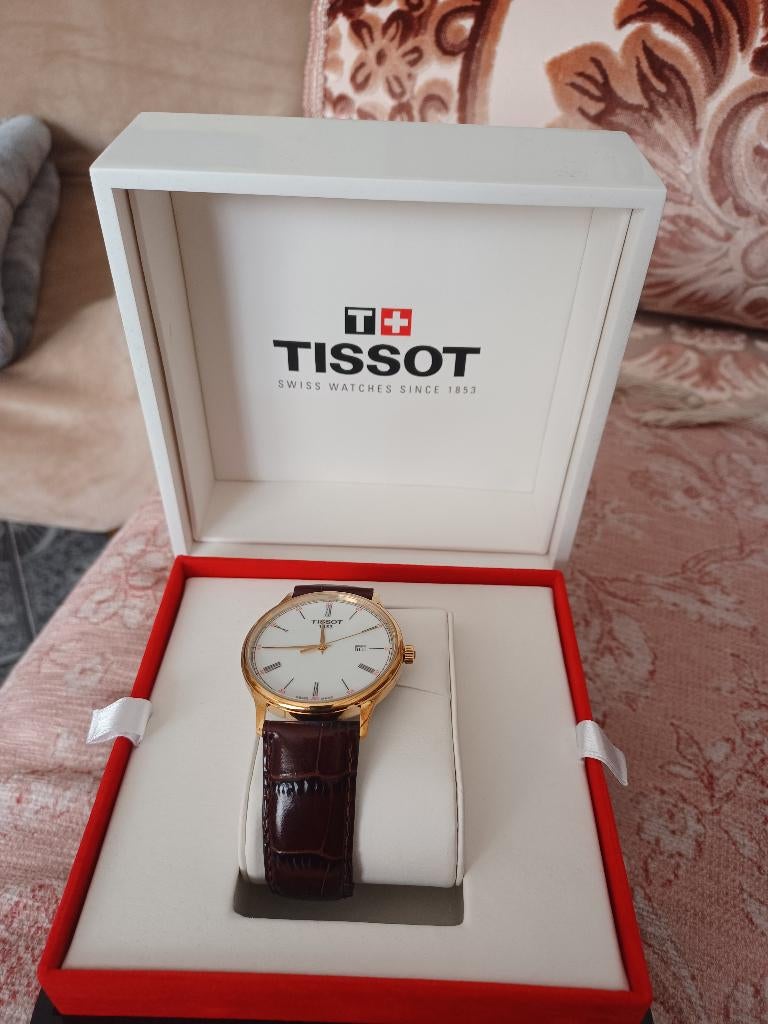 Montre Homme Tissot, Autres marques, Cuir, Or, Enlèvement