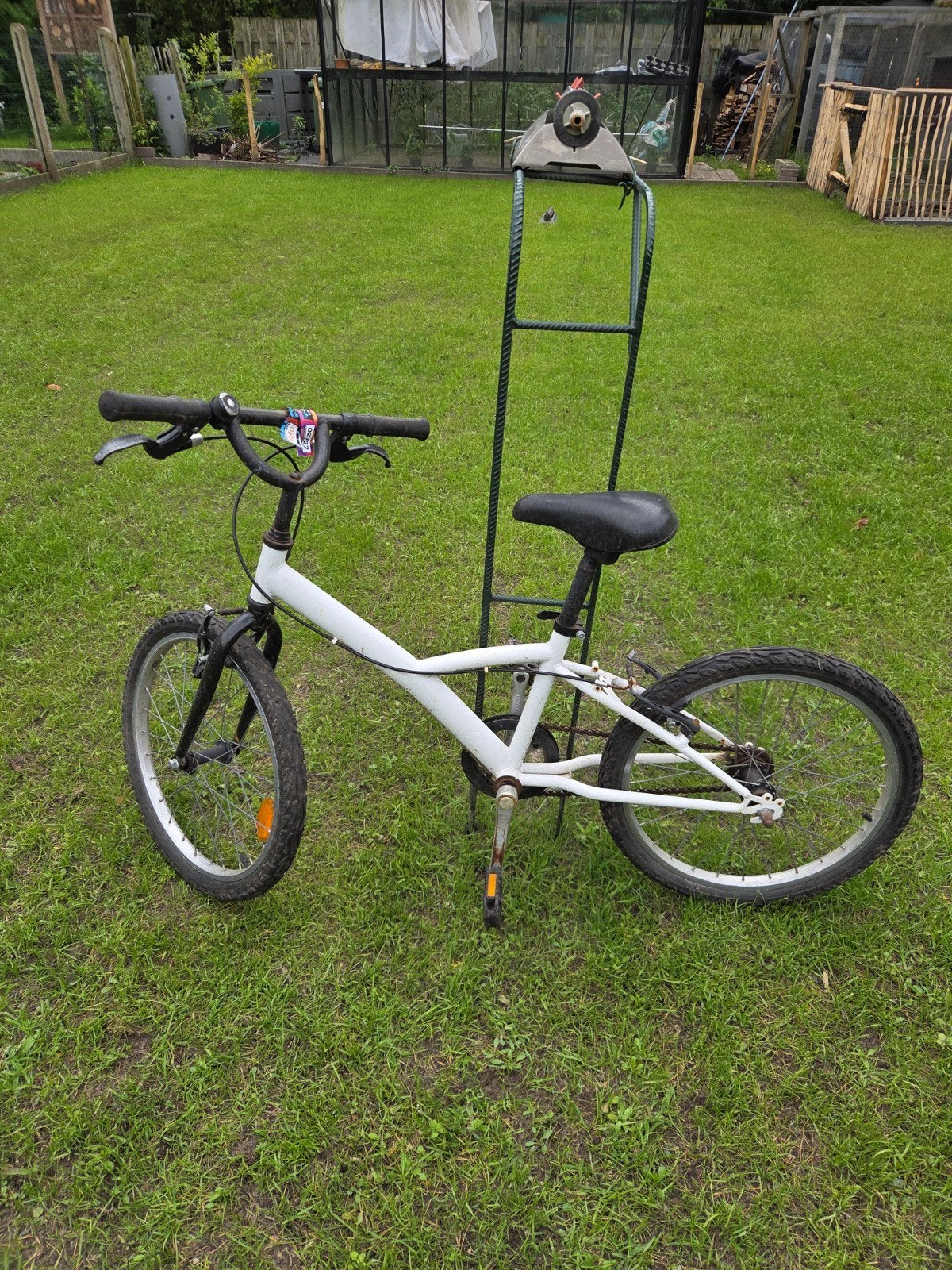 Witte kinderfiets voor kinderen van 4 tot 10 jaar ongeveer, Fietsen en Brommers, Ophalen, Gebruikt