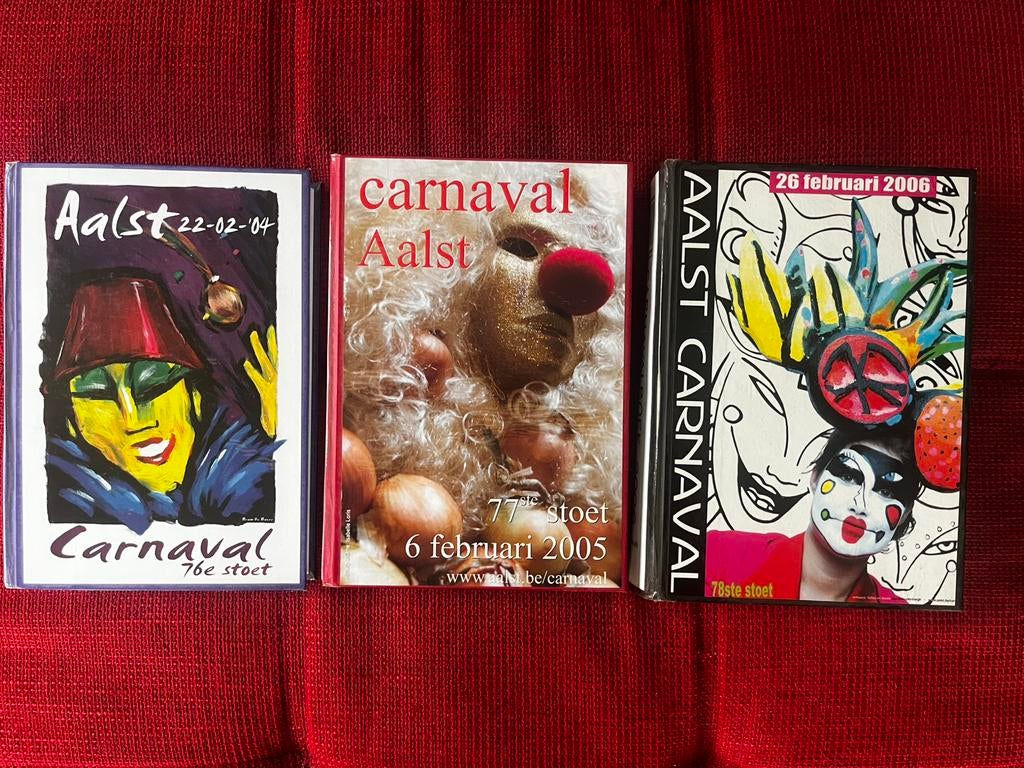 Aalst Carnaval boek met alle artikels 2004 2005 2006, Boeken, Ophalen of Verzenden