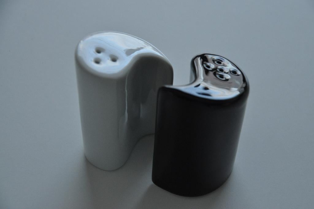 Peper en zout yin-yang, Ophalen