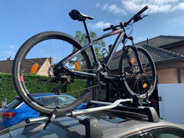 BMW fietsdakdrager, Ophalen, 1 fiets, Zo goed als nieuw, Dakdrager