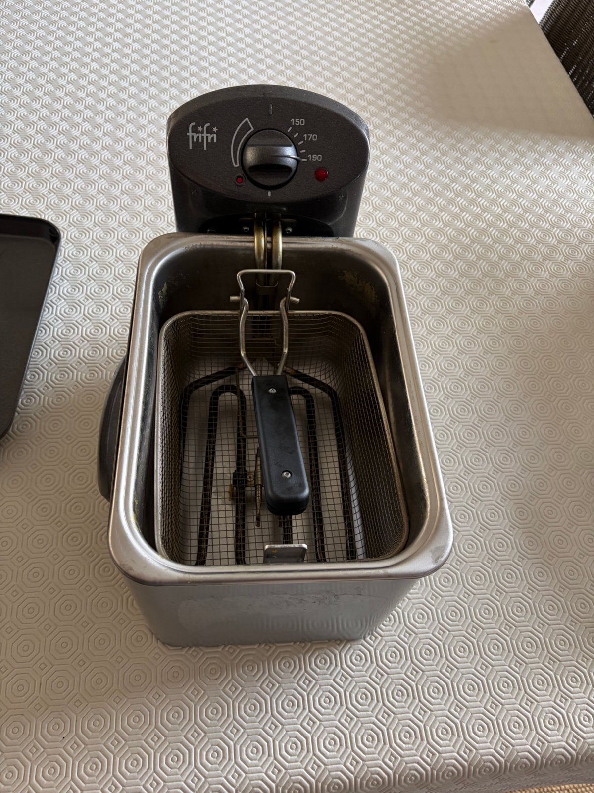 Fridri, friteuse, zo goed als nieuw, Elektronische apparatuur, Frituurpannen, 3 tot 4 liter, Ophalen, Zo goed als nieuw