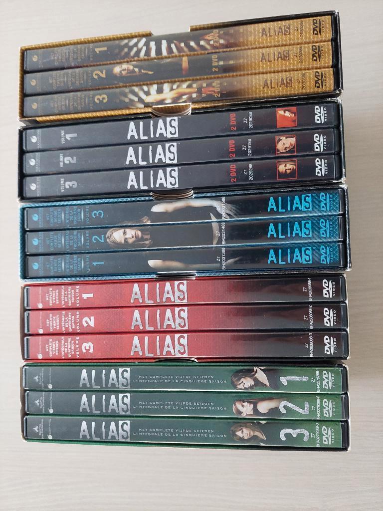 DVD - ALIAS - Jennifer Garner alias Sydney Bristow, Cd's en Dvd's, Dvd's | Thrillers en Misdaad, Nieuw in verpakking, Actiethriller