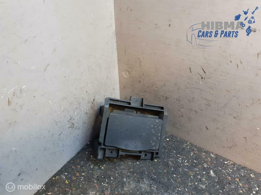 Asbak Alfa Romeo 147 Voor LS325906 2000 t/m 2010, Enlèvement ou Envoi, Utilisé, Alfa Romeo, Alfa Romeo